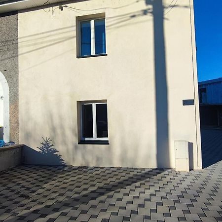 Un Refuge Douillet Et Moderne Au Coeur D'Audincourtアパートメント エクステリア 写真