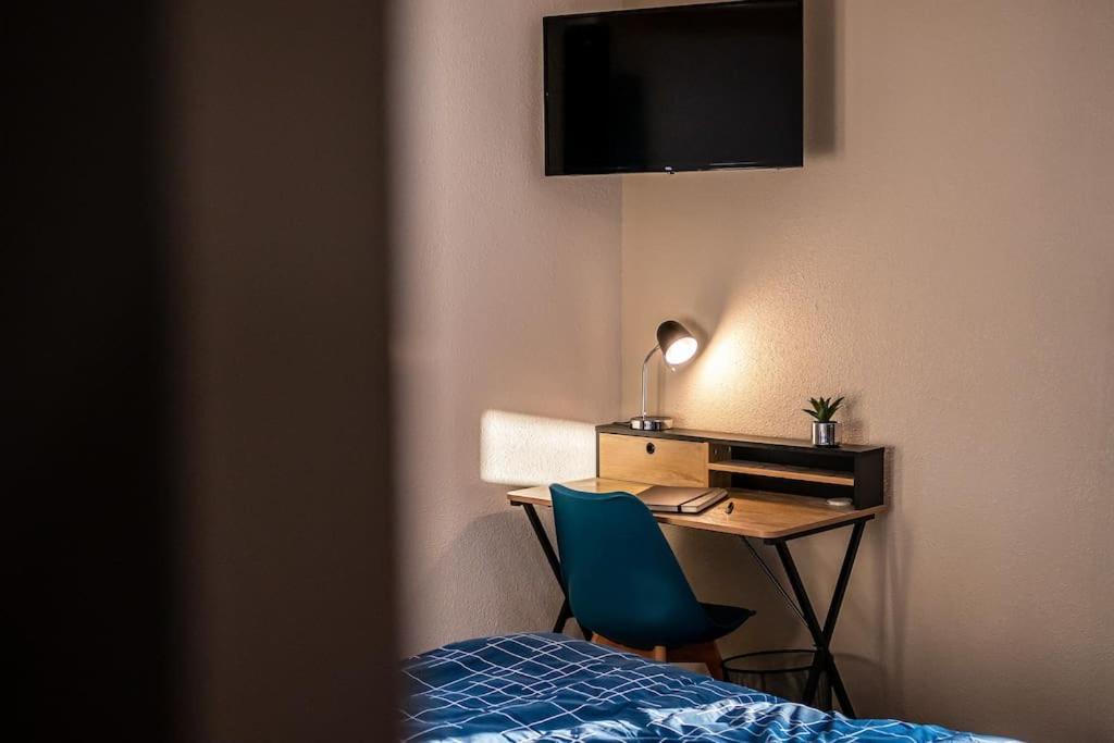 Un Refuge Douillet Et Moderne Au Coeur D'Audincourtアパートメント エクステリア 写真